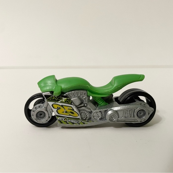 Lot of 3 Hot Wheels Diecast Snow Ride Motorcycle Water Bomber - Picture 7 of 14